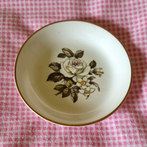 Royal worcester bone china - royal,