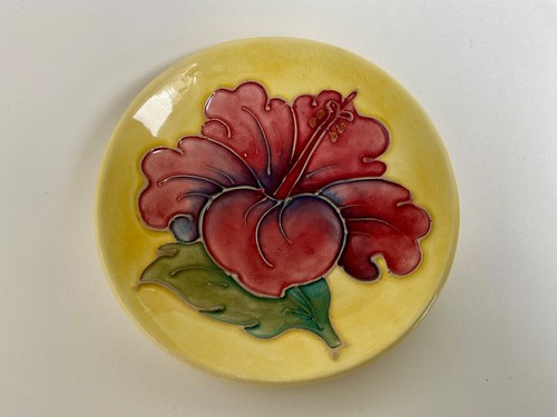 Moorcroft hibiscus pin dish - moorcroft,