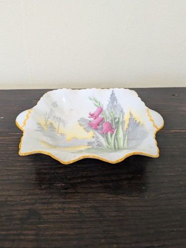 Shelley bone china pin - pin, tray/