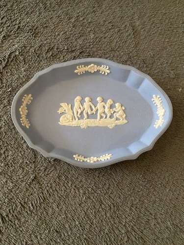 Wedgwood blue jasperware oval - wedgwood,