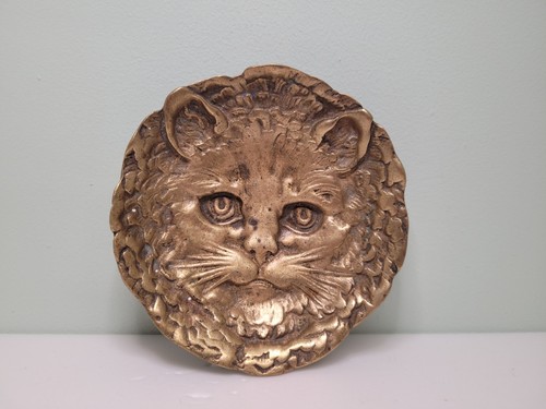 Vintage brass cat dish - -, coin