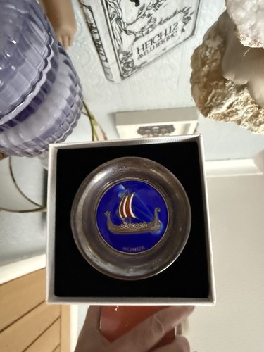 Beautiful norwegian pin - norwegian,