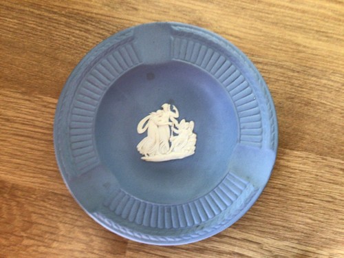 Wedgewood vintage blue - vintage,