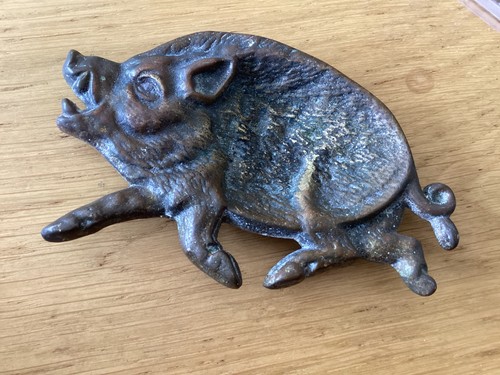 Old brass pig boar trinket - old,