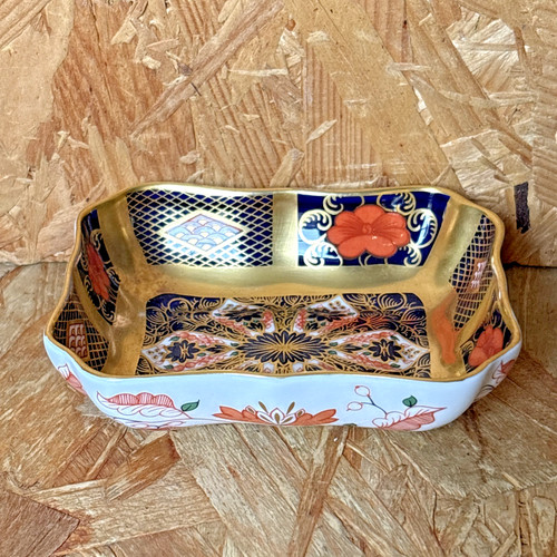 Vintage royal crown - royal, derby