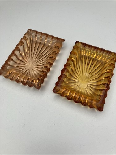 Vintage pressed glass art - 2x,