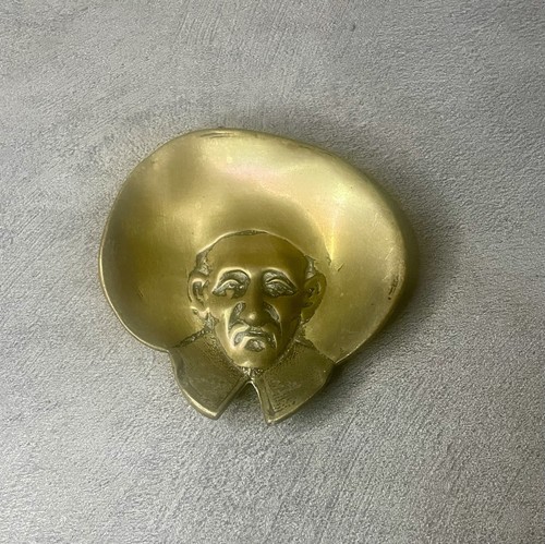 Vintage brass pin dish - dish, puritan