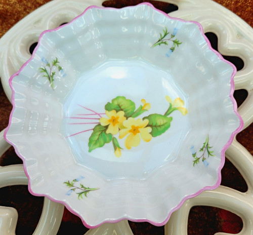 Vintage shelley yellow - vintage, primula
